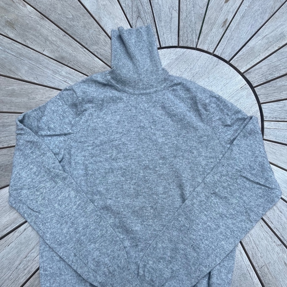 Uniqlo Men's Cashmere Turtleneck Sweater, Light grey, XS